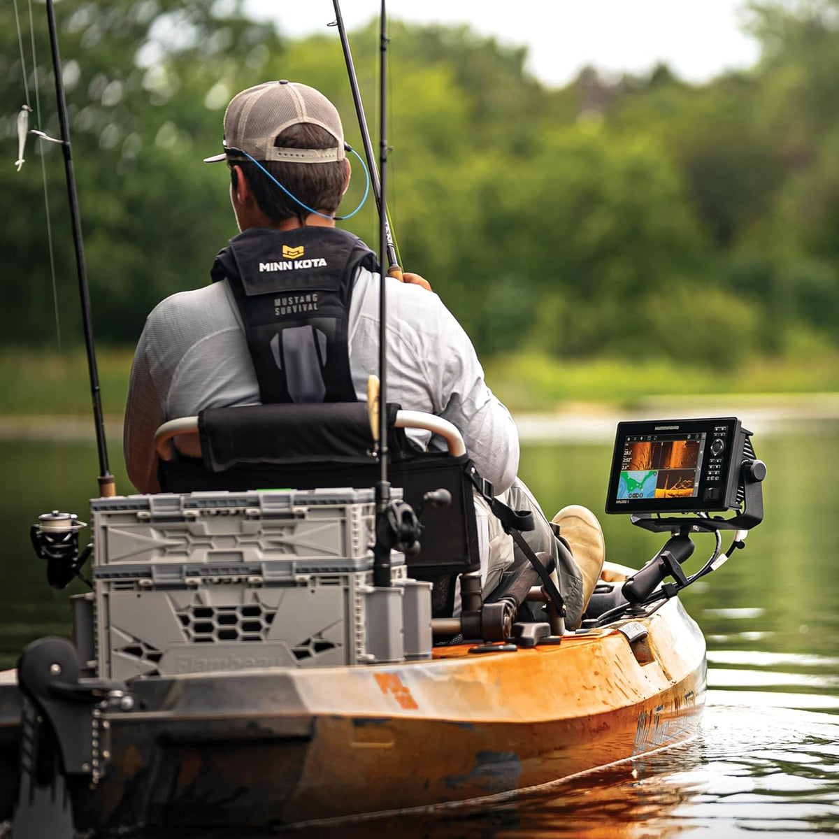 Sondeur de pêche GPS Humminbird XPLORE Series doté de imagerie latérale MEGA+ et affichage tactile HD