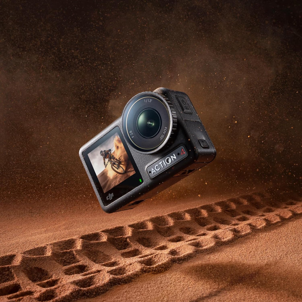 DJI Osmo Action 4 Essential Combo : Caméra d'action étanche 4K/120 ips doté de capteur 1/1,3 pouce, qualité d'image exceptionnelle en basse lumière, rendu des couleurs 10 bits et D-Log M, autonomie de 160 minutes en extérieur.