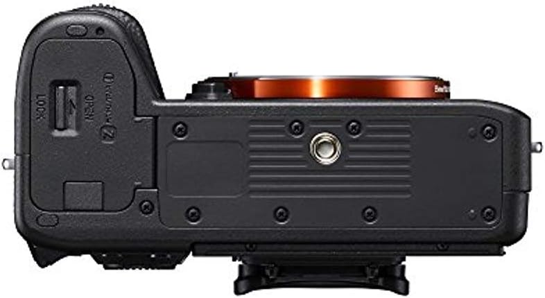 Appareil photo hybride plein format Sony ILCE-7M3K/B a7 III 24,2 MP doté de objectif 28-70 mm