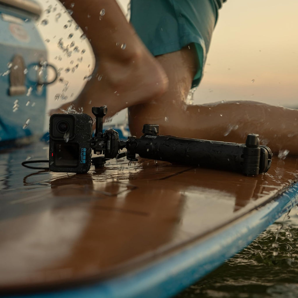 GoPro Hero12 Black - Pack e-commerce - Caméra sportive résistant à l’eau doté de vidéo Ultra HD 5,3K60, photos 27 MP, HDR, capteur d'image 1/1,9", streaming en direct, stabilisation webcam