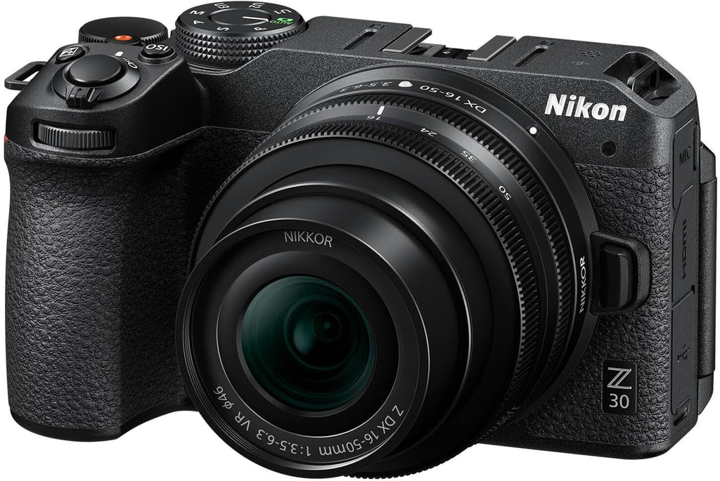 Nikon Z 30 doté de objectif zoom grand angle | Notre appareil photo hybride le plus compact et léger pour la photo et la vidéo, doté de objectif zoom 16-50 mm | Modèle Nikon USA